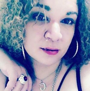 Meet your Posher, Gricelda